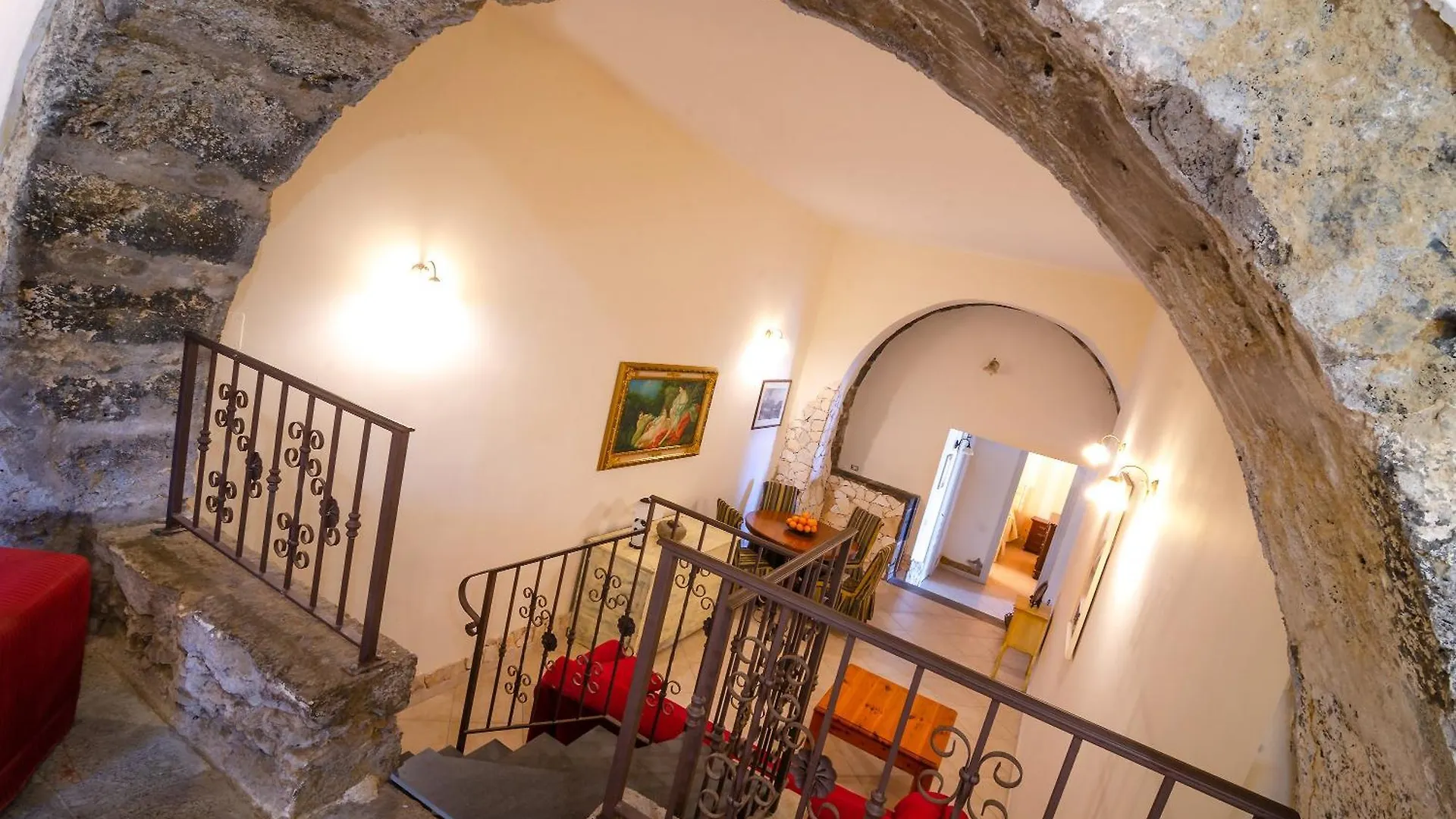 La Vecchia Torre Villa Panoramica In Collina Giarre Italië