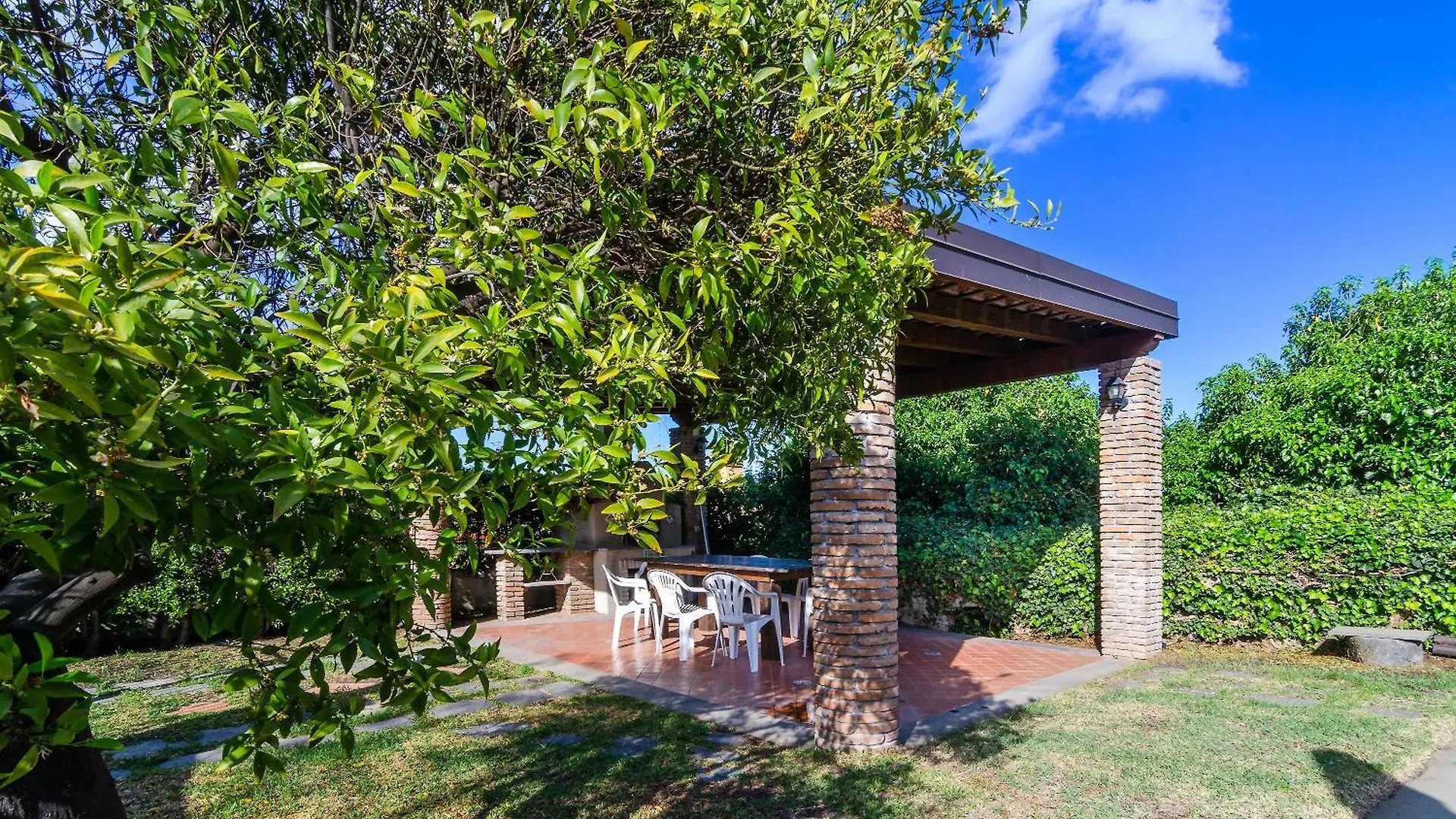 La Vecchia Torre Villa Panoramica In Collina Giarre