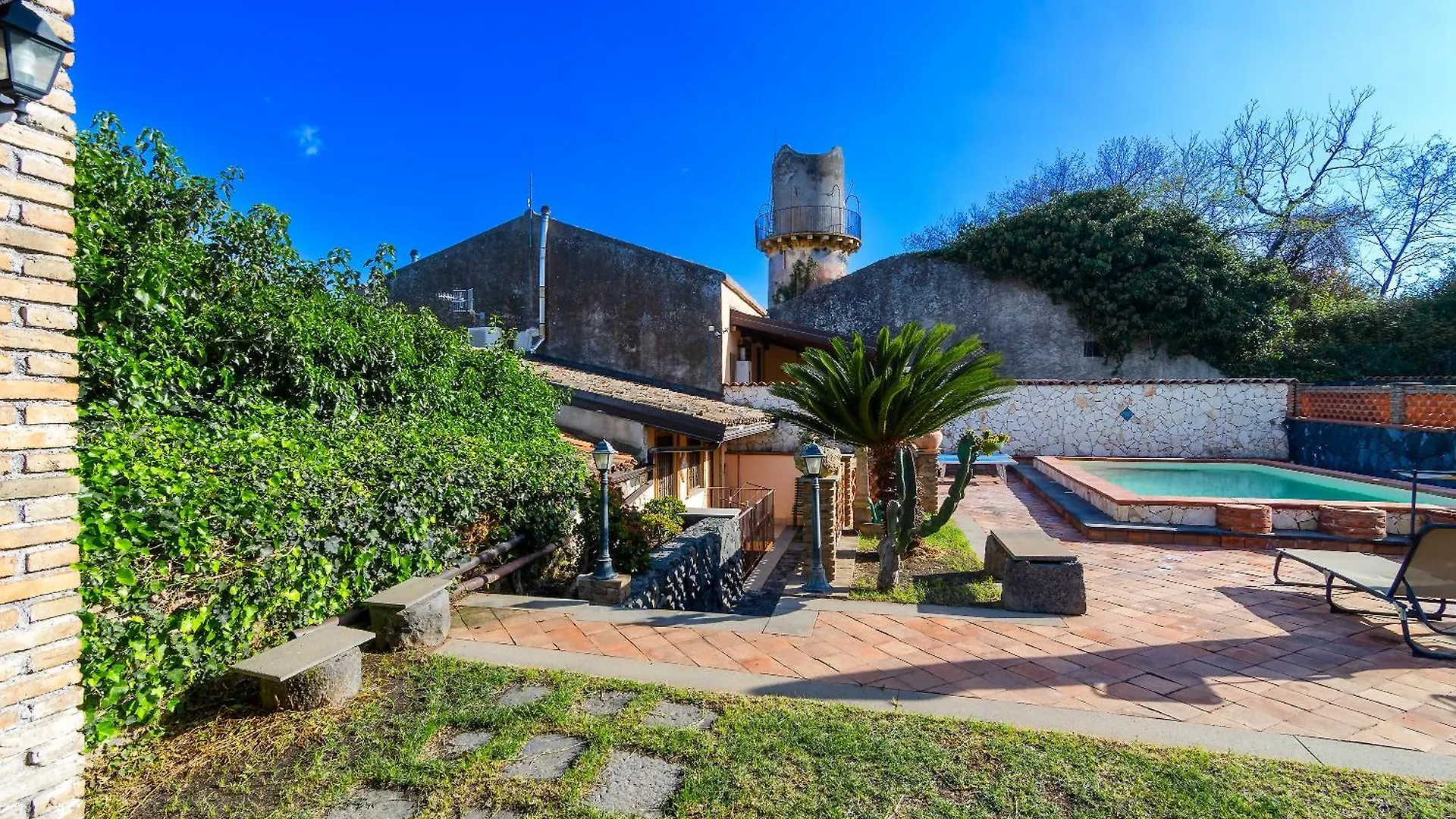 La Vecchia Torre Villa Panoramica In Collina Giarre Italië